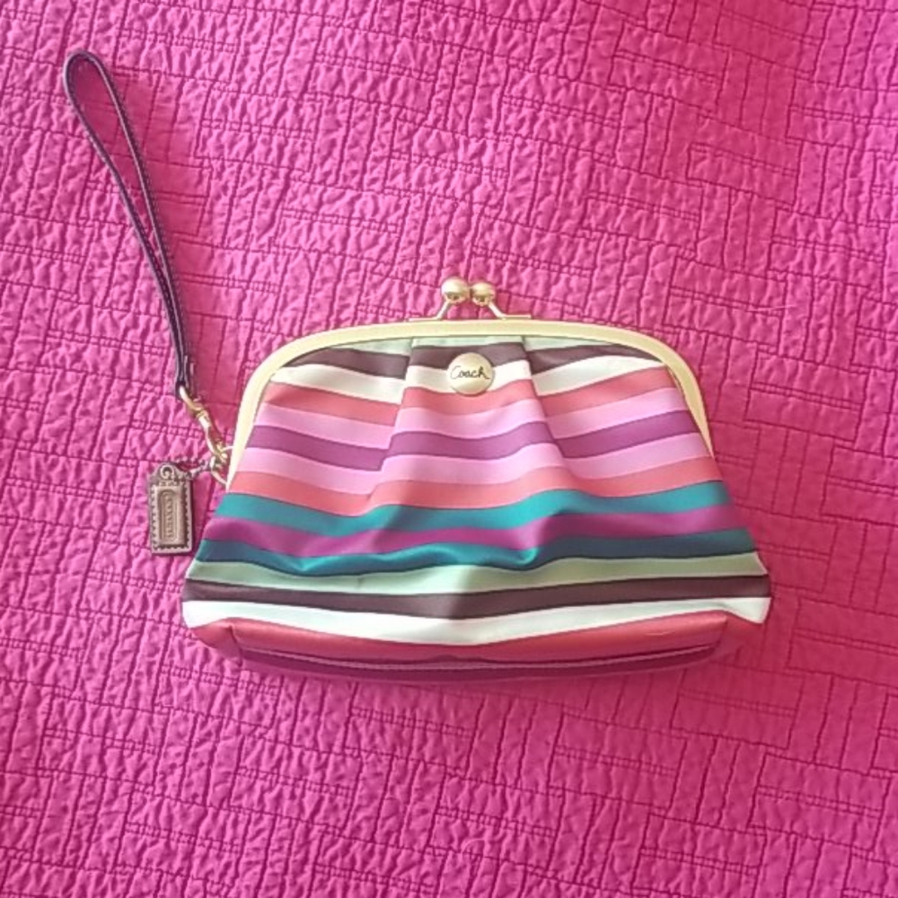 Coach - Legacy Stripe Clutch